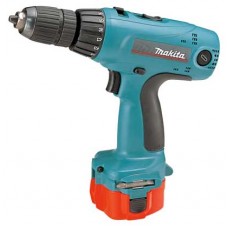 Дрель-шуруповерт аккумуляторный Makita 6317DWAE 